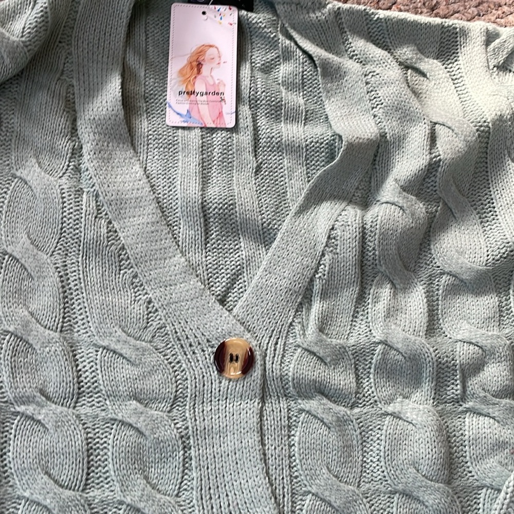Sweater - Picture 2 of 5
